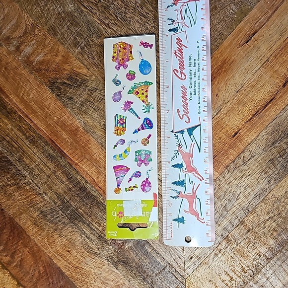 Vintage SandyLion birthday party stickers sealed sticker sheet - Picture 5 of 7